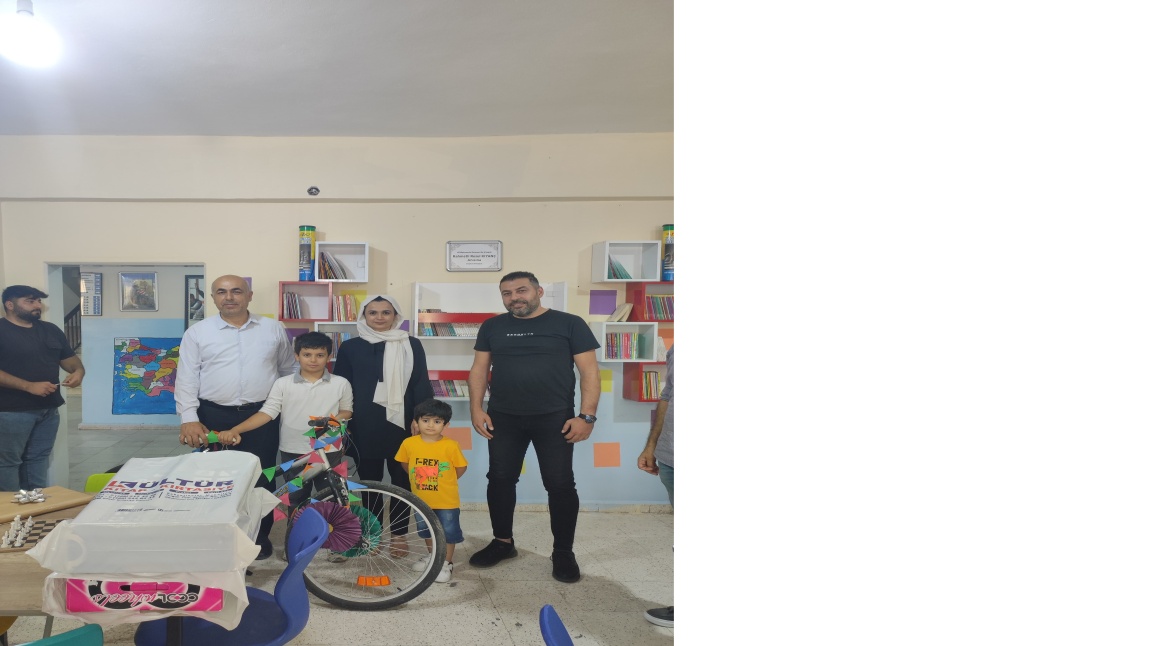 İkiköprü İlkokulu Öğrenci ve Velileri Okuyor Projesi Ödül Töreni